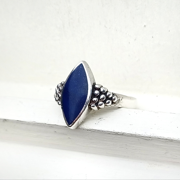 Sterling Silver Blue Stone Ring - Picture 3 of 9